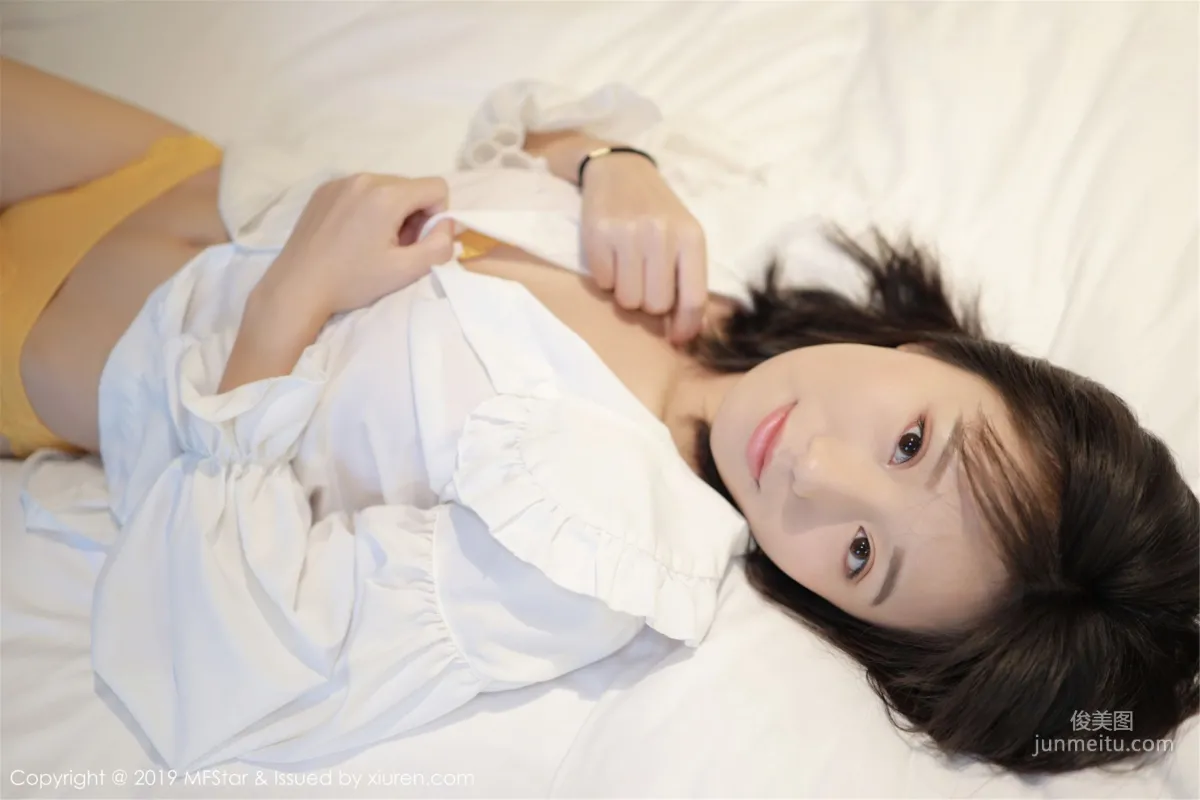 Baileys Xiang'er, Fan Lingerie and White Shirt Series [MFStar] Vol.203 Photo Set photo 28