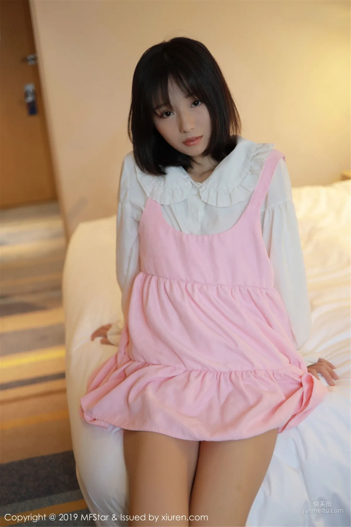 Baileys Xiang'er, Fan Lingerie and White Shirt Series [MFStar] Vol.203 Photo Set photo 3