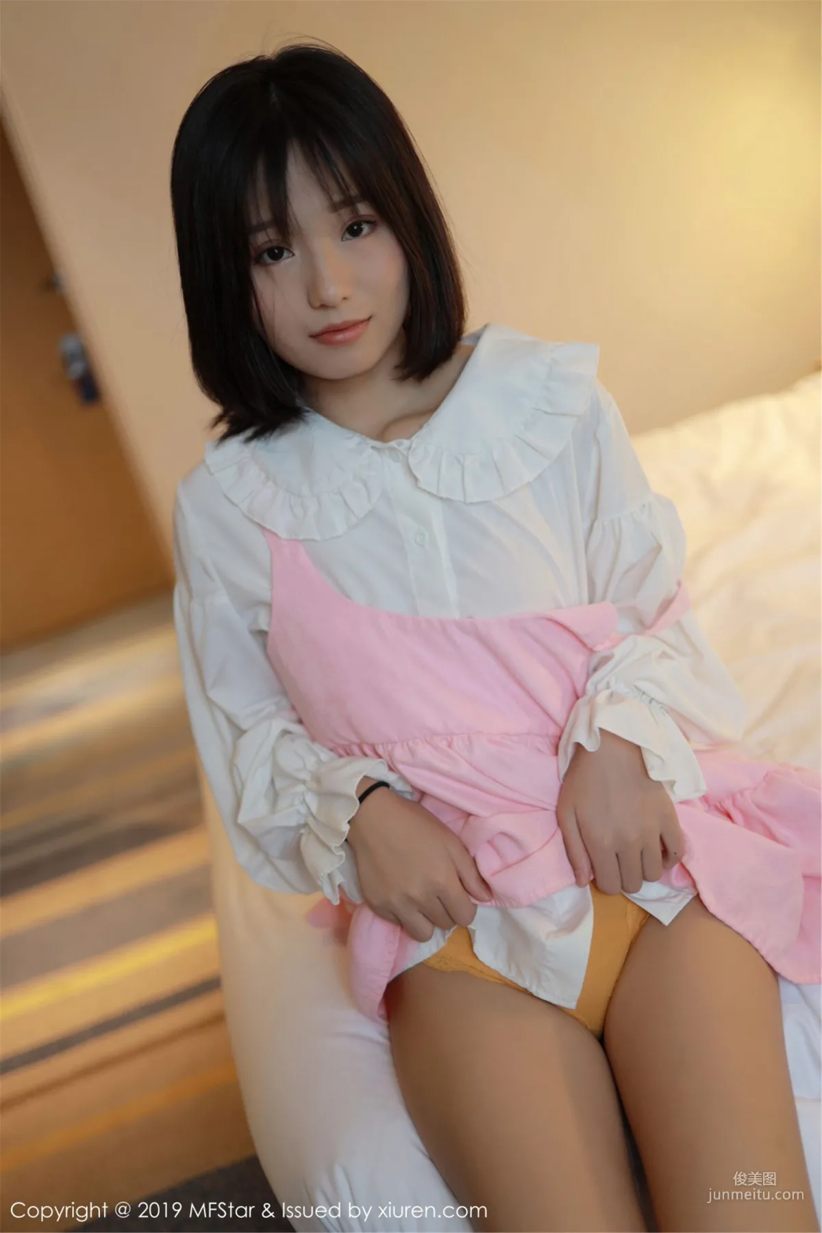 Baileys Xiang'er, Fan Lingerie and White Shirt Series [MFStar] Vol.203 Photo Set photo 7