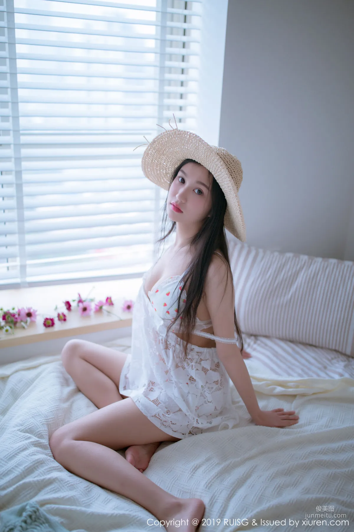 Shenzi Julie Sweet and Lovely Straw Hat Girl in Private Shoot Series [MICAT] Vol.068 Photo Set photo 21