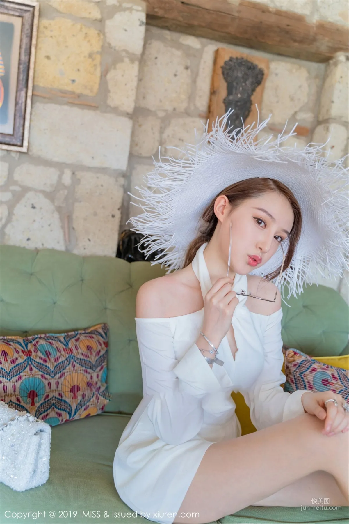 Liu Yining A Budding Peony Flower [IMISS] Vol.368 Photo Set photo 24
