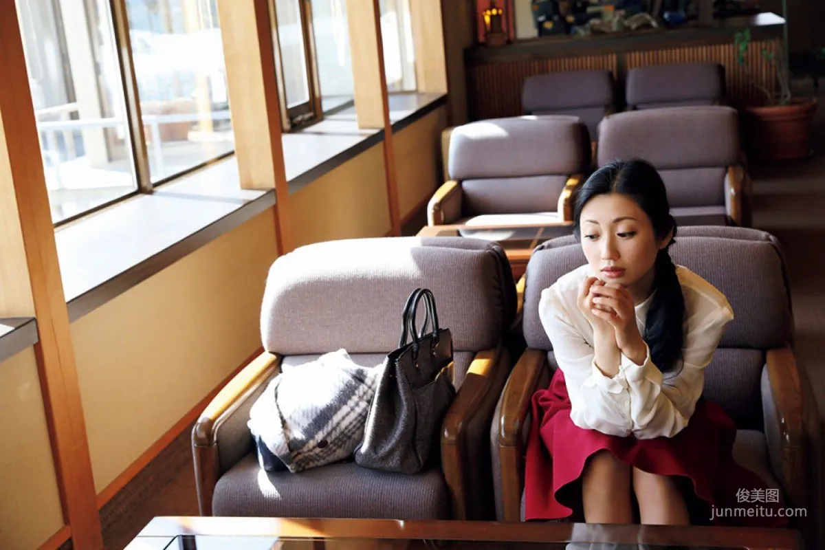 Mitsu Dan: FRIDAY photo 8