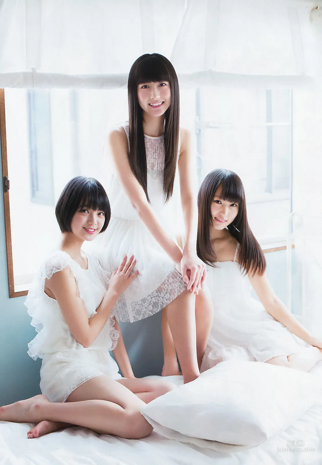Keyakizaka46: Weekly Big Comic Spirits photo 7