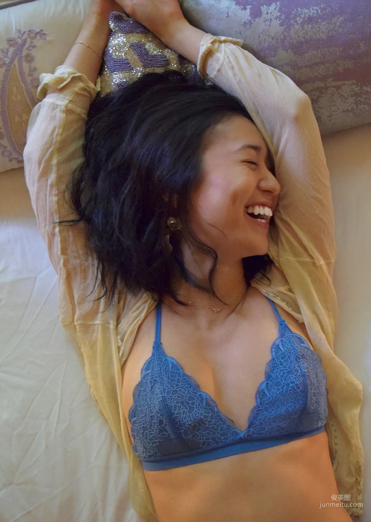 [FRIDAY] 大島優子 《シークレットライフ》寫真 11