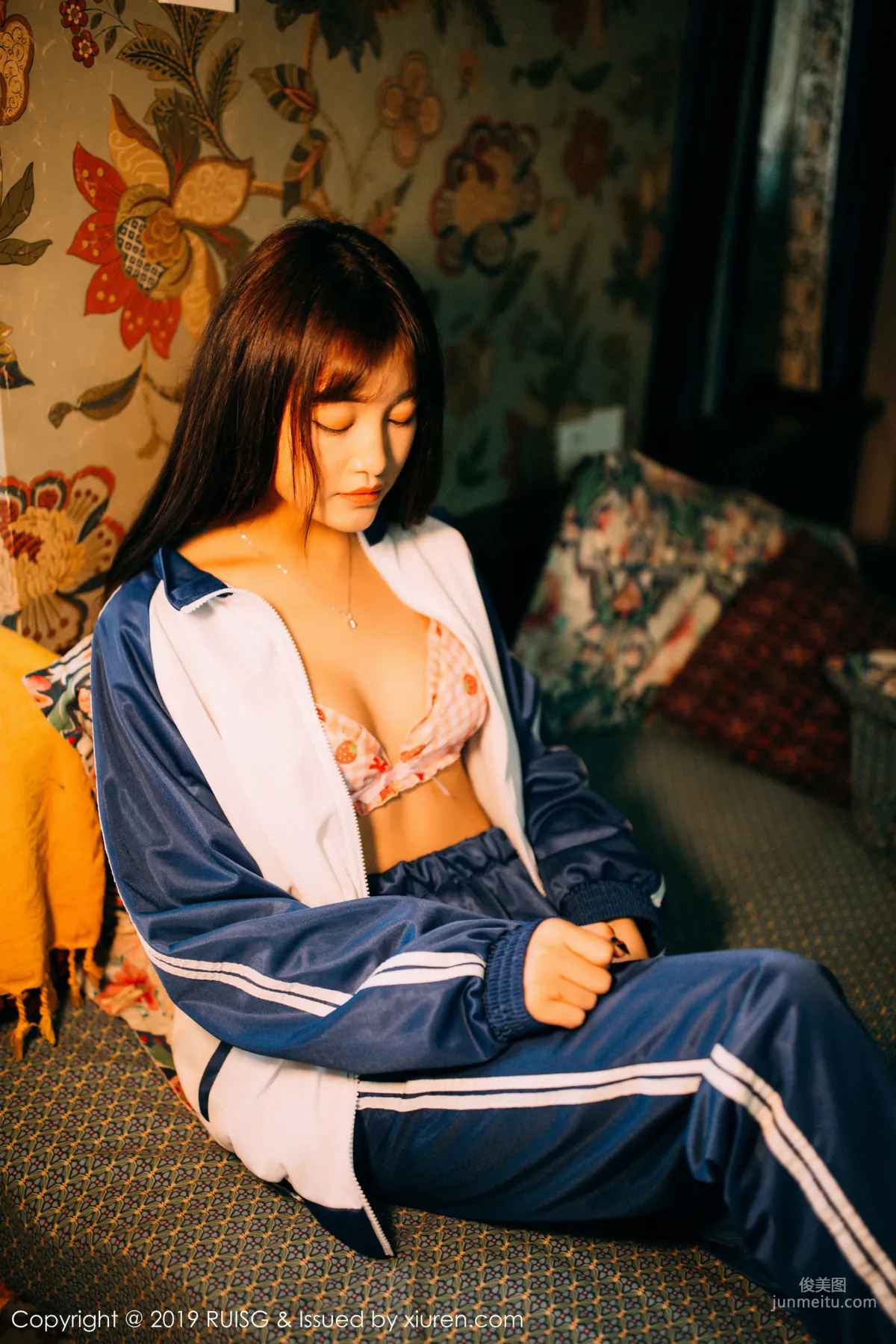 Yuanyuan Daphne《Sweet, Pure and Lovable Soft Girl》 [MICAT] Vol.069 Photo Set photo 14