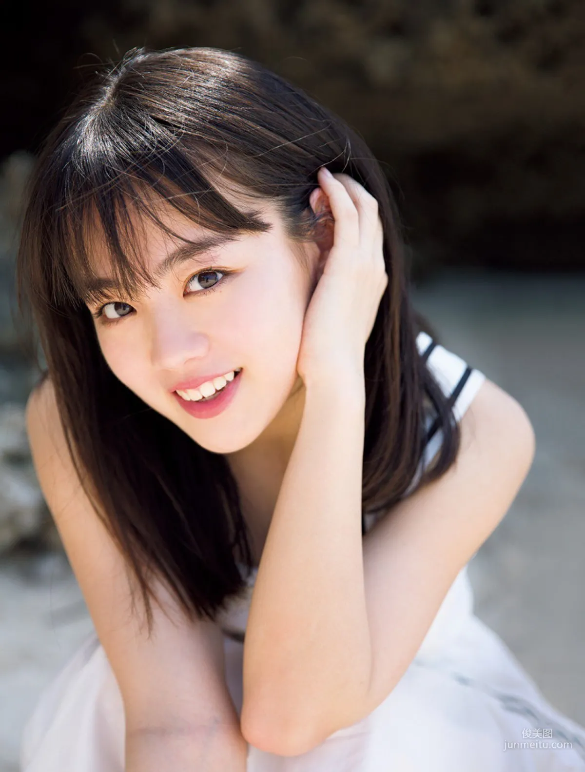 Rikka Ihara: FRIDAY photo 1