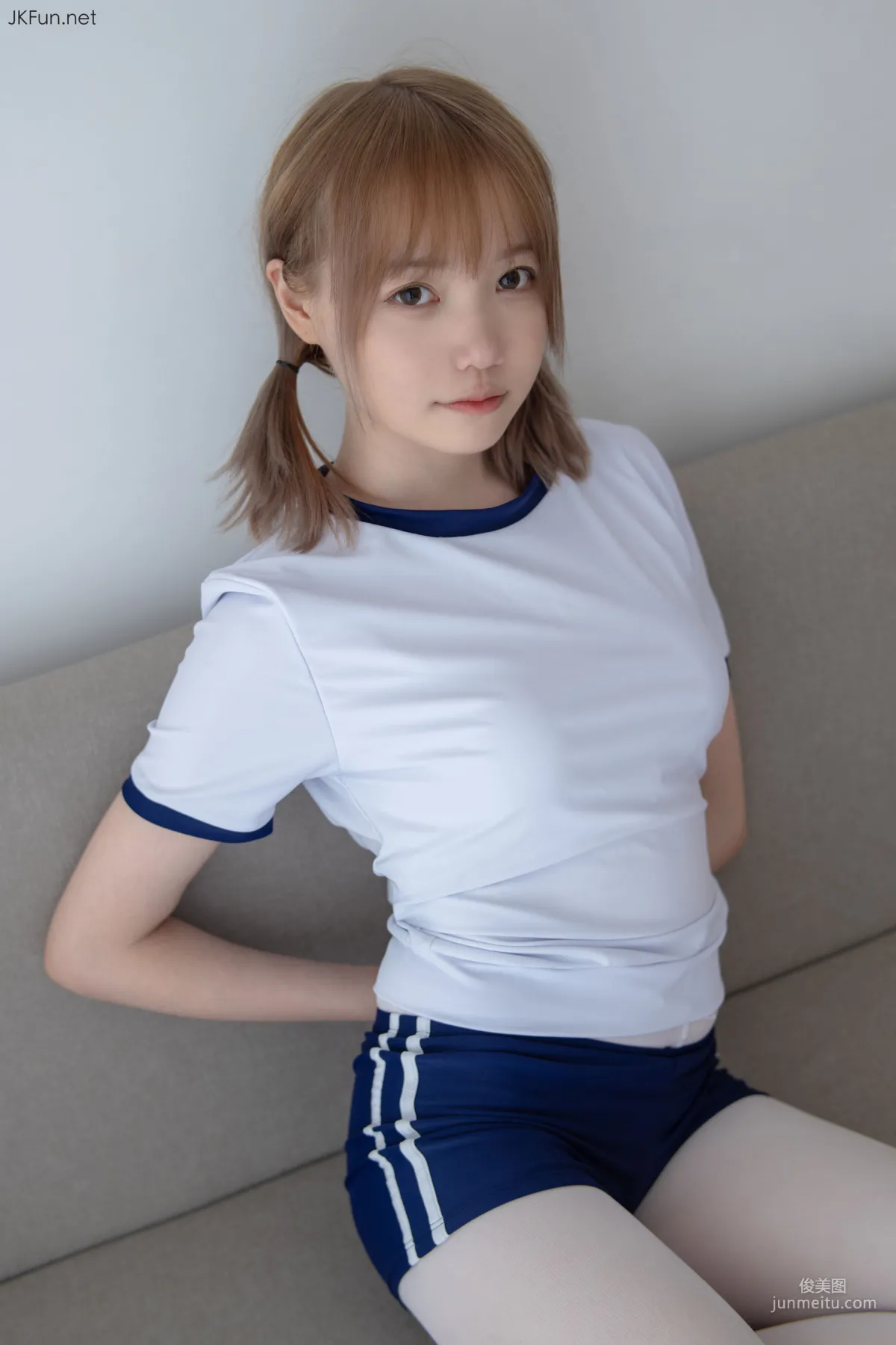 Aika《80D白絲外景體操服》 [森蘿财團] 寫真集 61