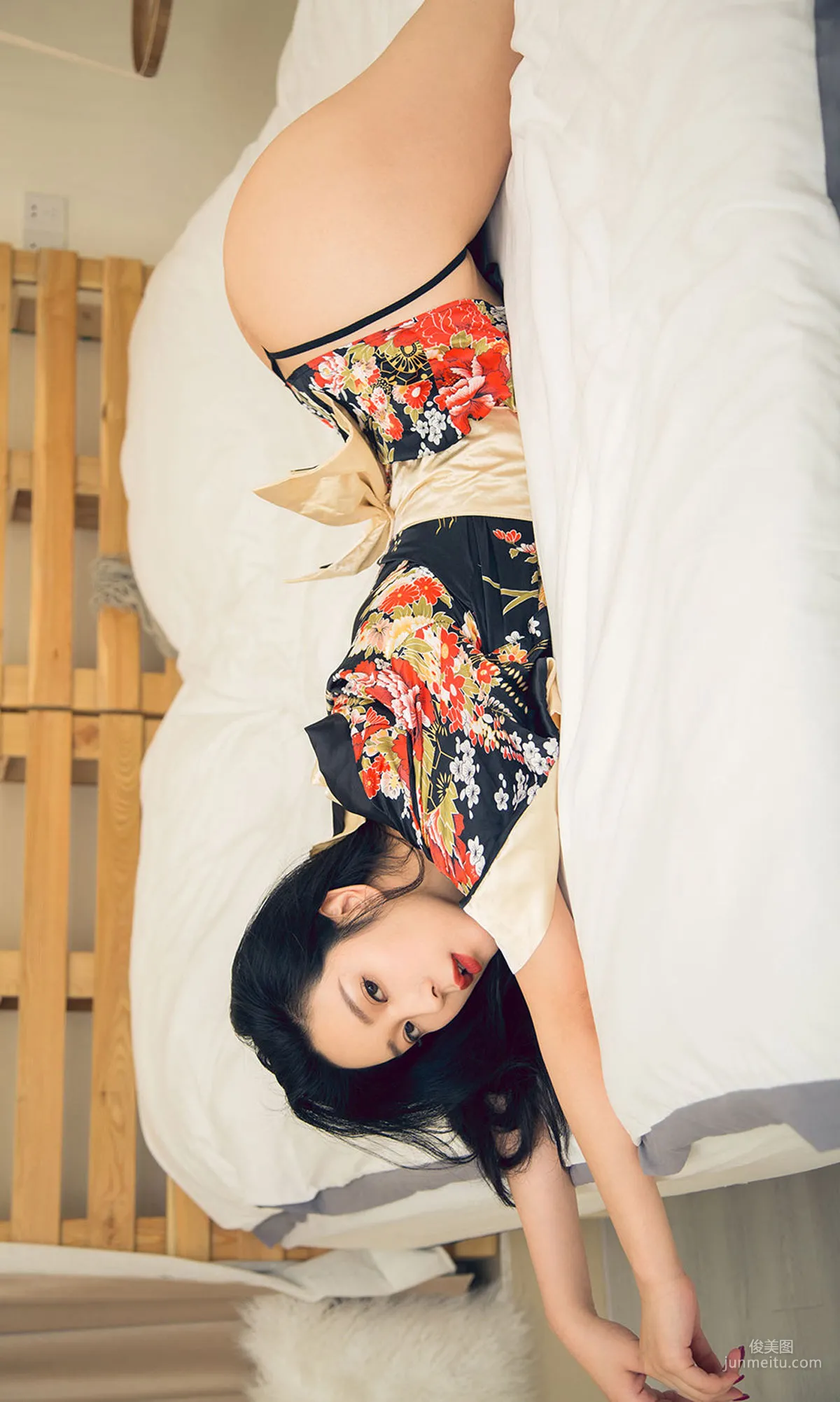 小尤奈《幾十億份愛戀》 [尤果圈愛尤物] No.1573 寫真集 6