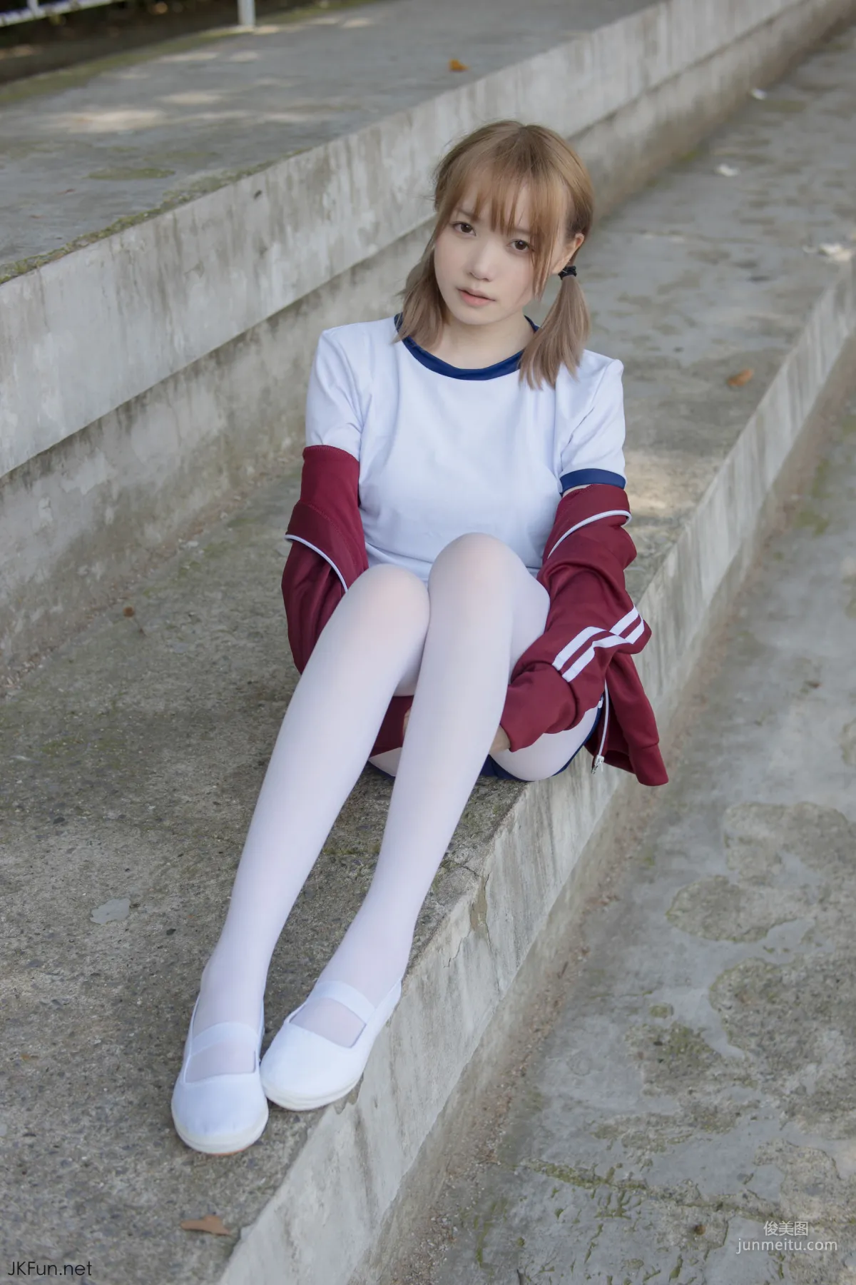 Aika《80D白絲外景體操服》 [森蘿财團] 寫真集 16