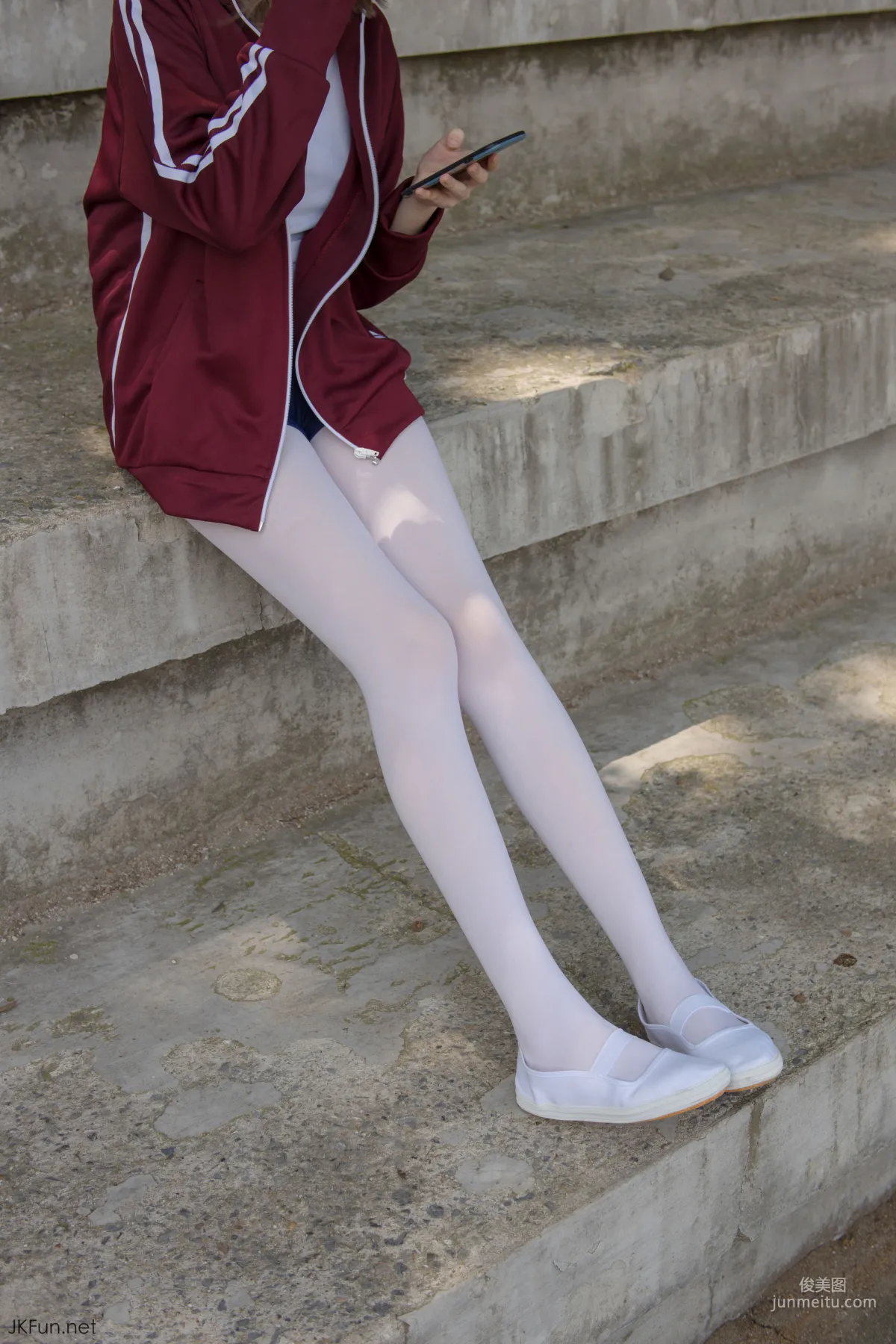 Aika《80D白絲外景體操服》 [森蘿财團] 寫真集 14
