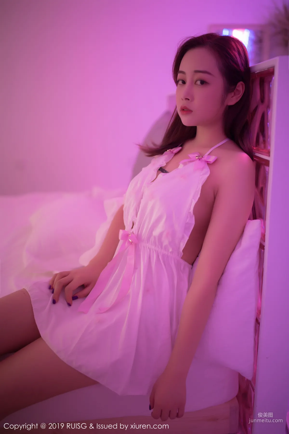Eileen Ailin: MICAT Vol. 075 photo 4