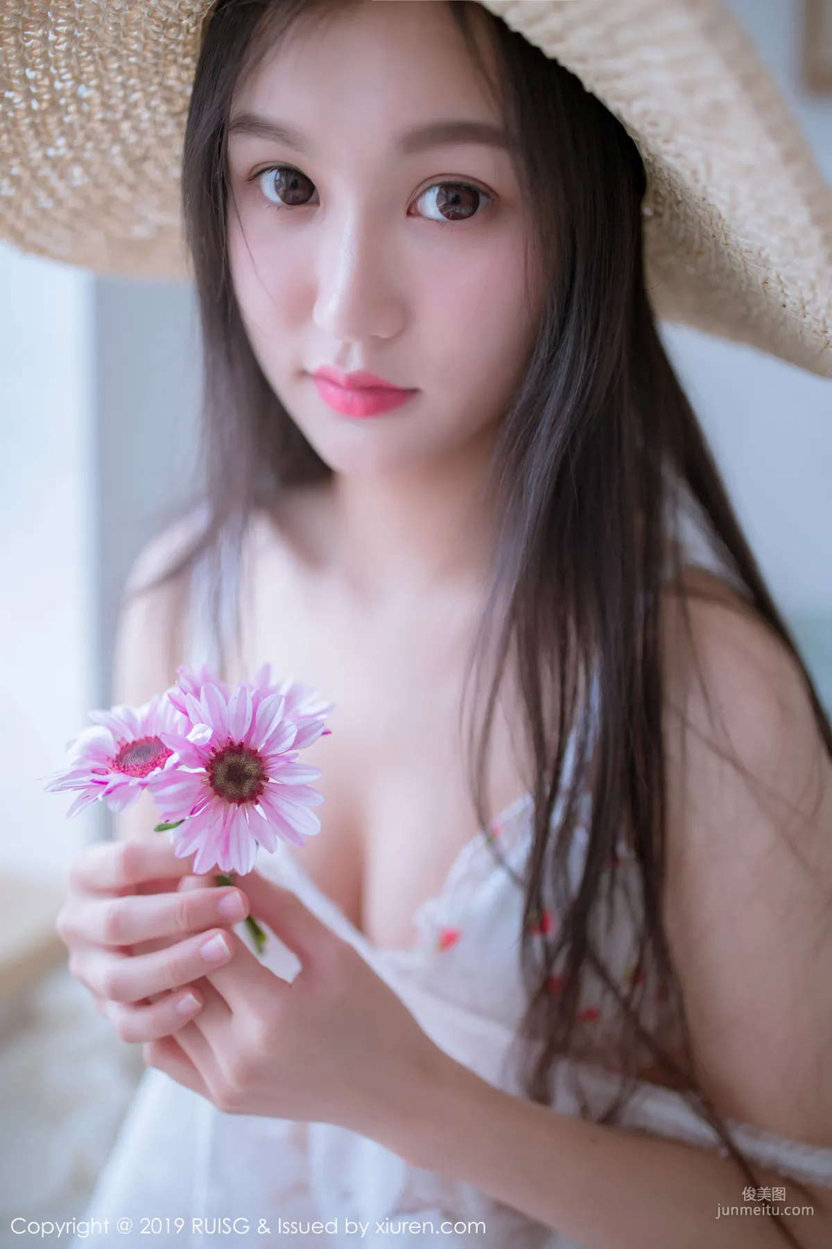 Shenzi Julie Sweet and Lovely Straw Hat Girl in Private Shoot Series [MICAT] Vol.068 Photo Set photo 18