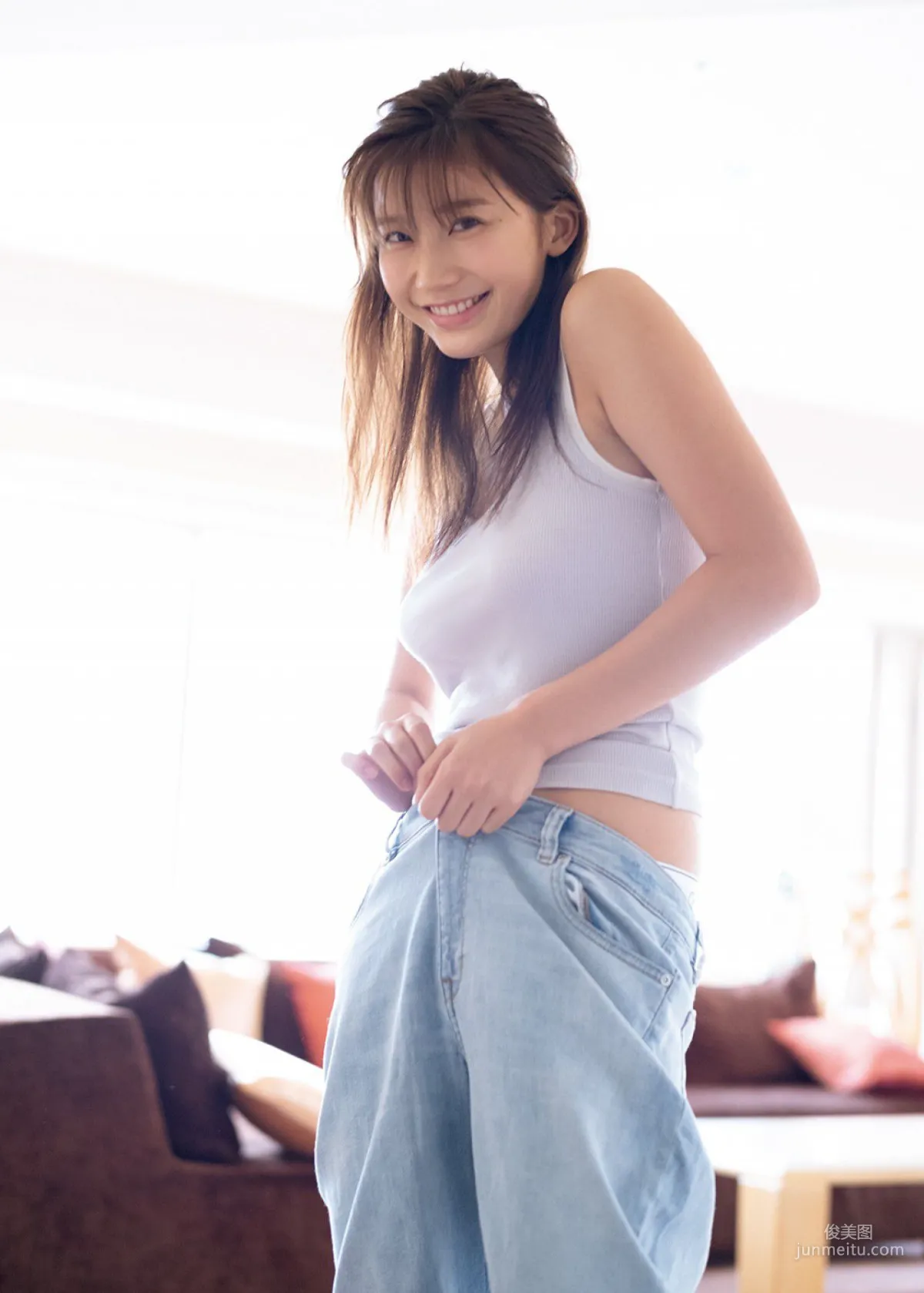 [FRIDAY] Yuka Ogura, Provocative Gura-chan Photos photo 4