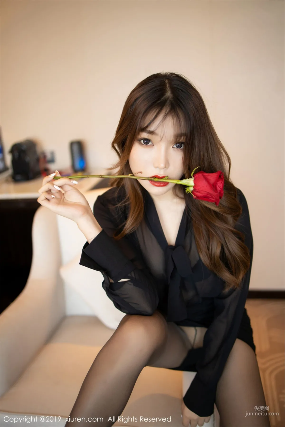 Zhizhi Booty Sexy Curves Bonus [XiuRen] No.1579 Photo Set photo 21