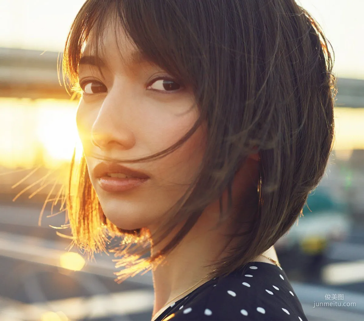 Maki Goto: FRIDAY photo 1