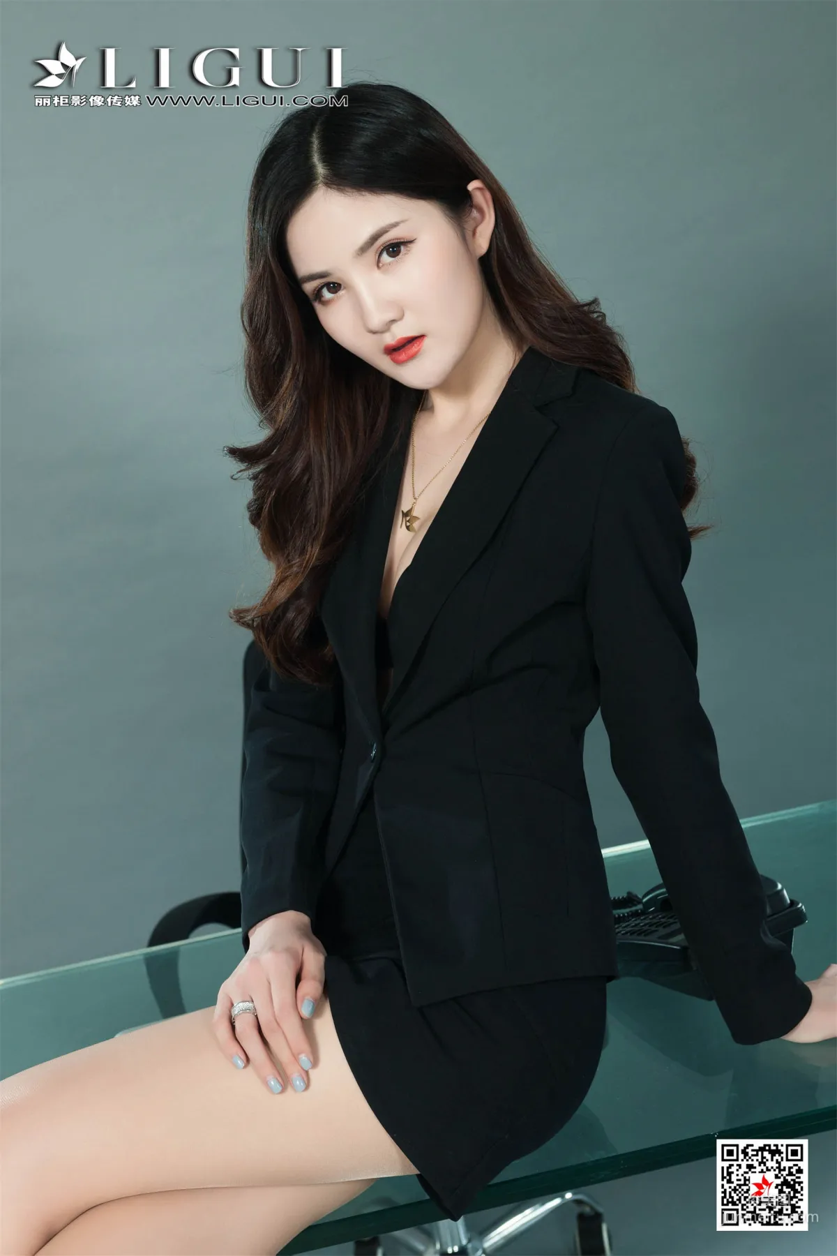 Model 安妮《白领OL丝足》 [丽柜LIGUI] 网络丽人 写真集9