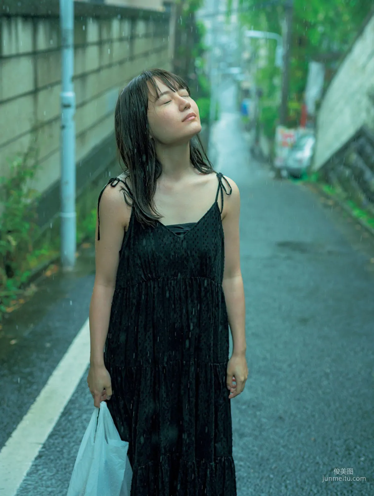 Yuka Ozaki: FRIDAY photo 6