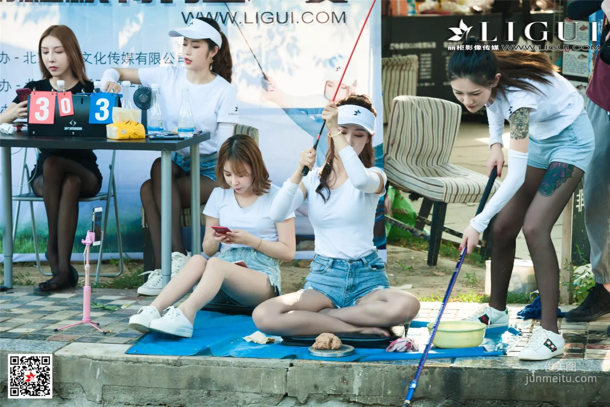 Wen Jing & Ran Ran, Fishing Park Silk Stockings [Ligui] Internet Beauty Photo Set photo 59