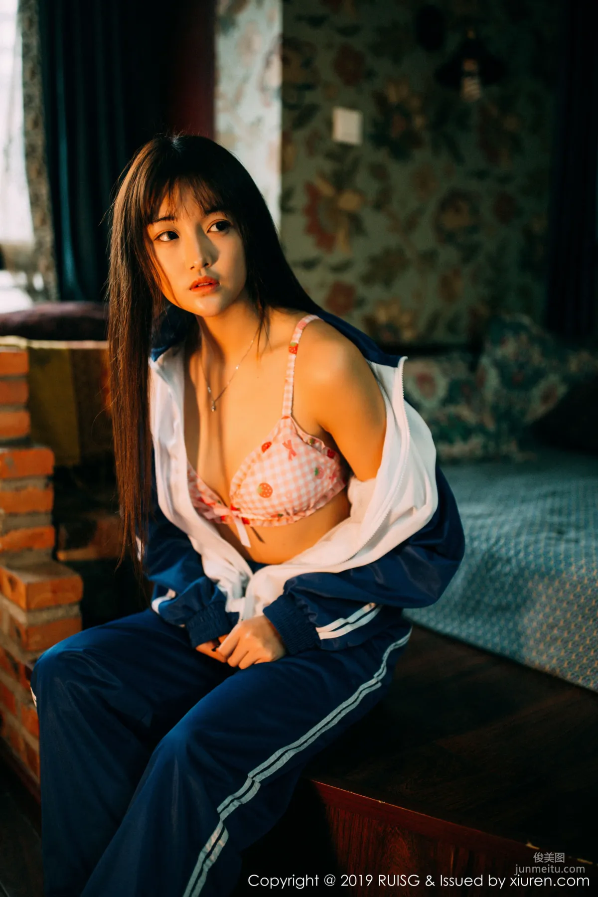 Yuanyuan Daphne《Sweet, Pure and Lovable Soft Girl》 [MICAT] Vol.069 Photo Set photo 11