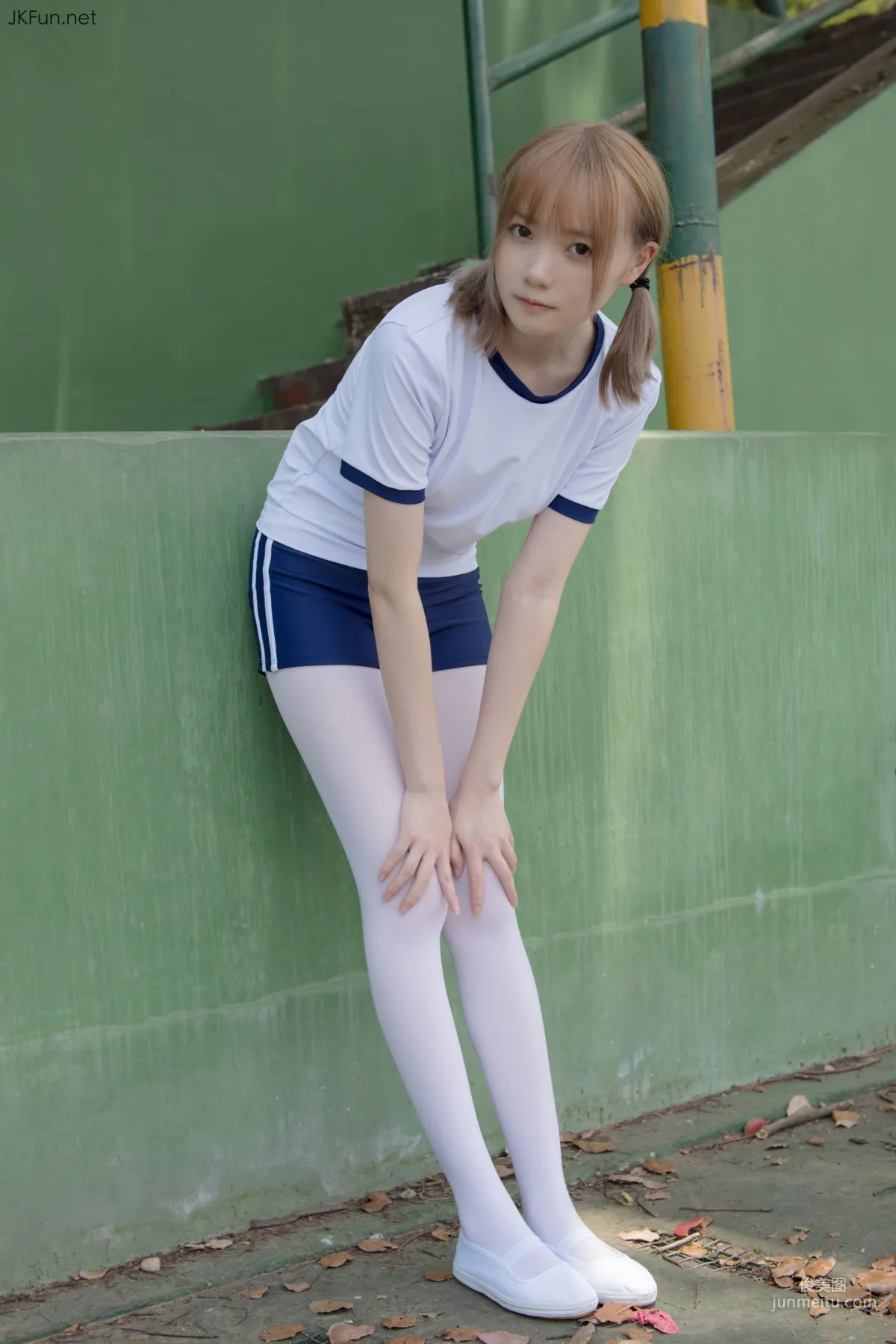 Aika《80D白絲外景體操服》 [森蘿财團] 寫真集 11