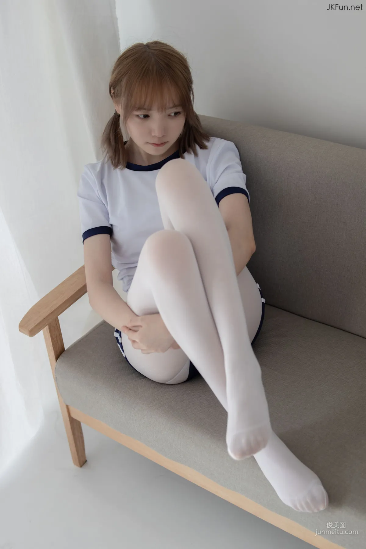 Aika《80D白絲外景體操服》 [森蘿财團] 寫真集 76