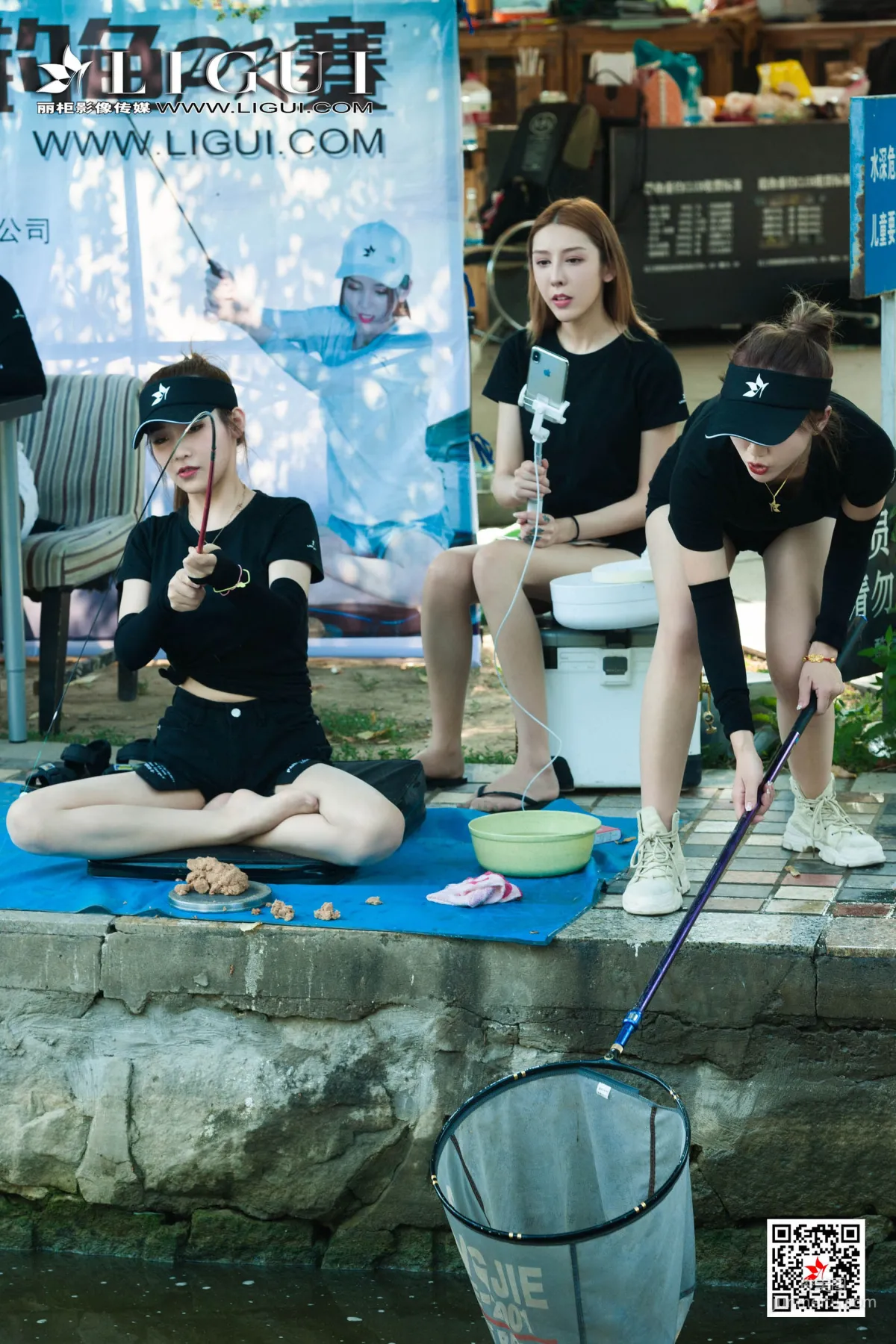 Wen Jing & Ran Ran, Fishing Park Silk Stockings [Ligui] Internet Beauty Photo Set photo 12