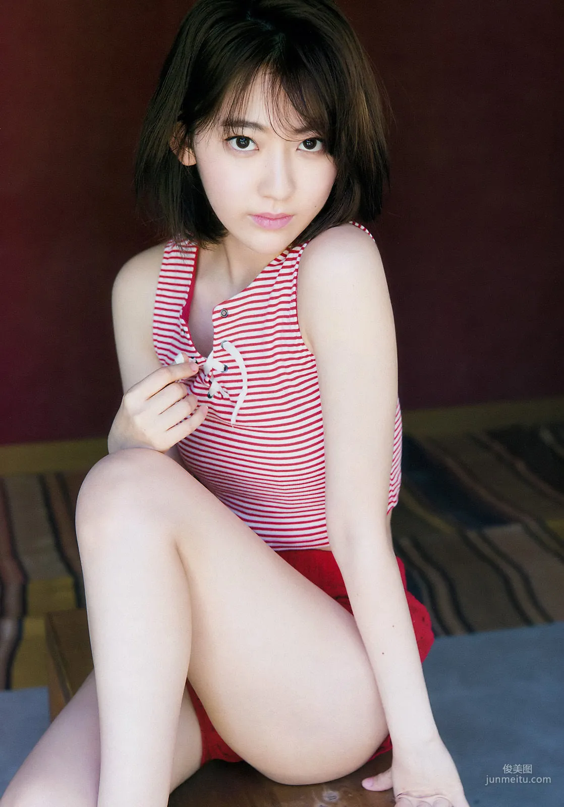 Sakura Miyawaki: Weekly Big Comic Spirits photo 4