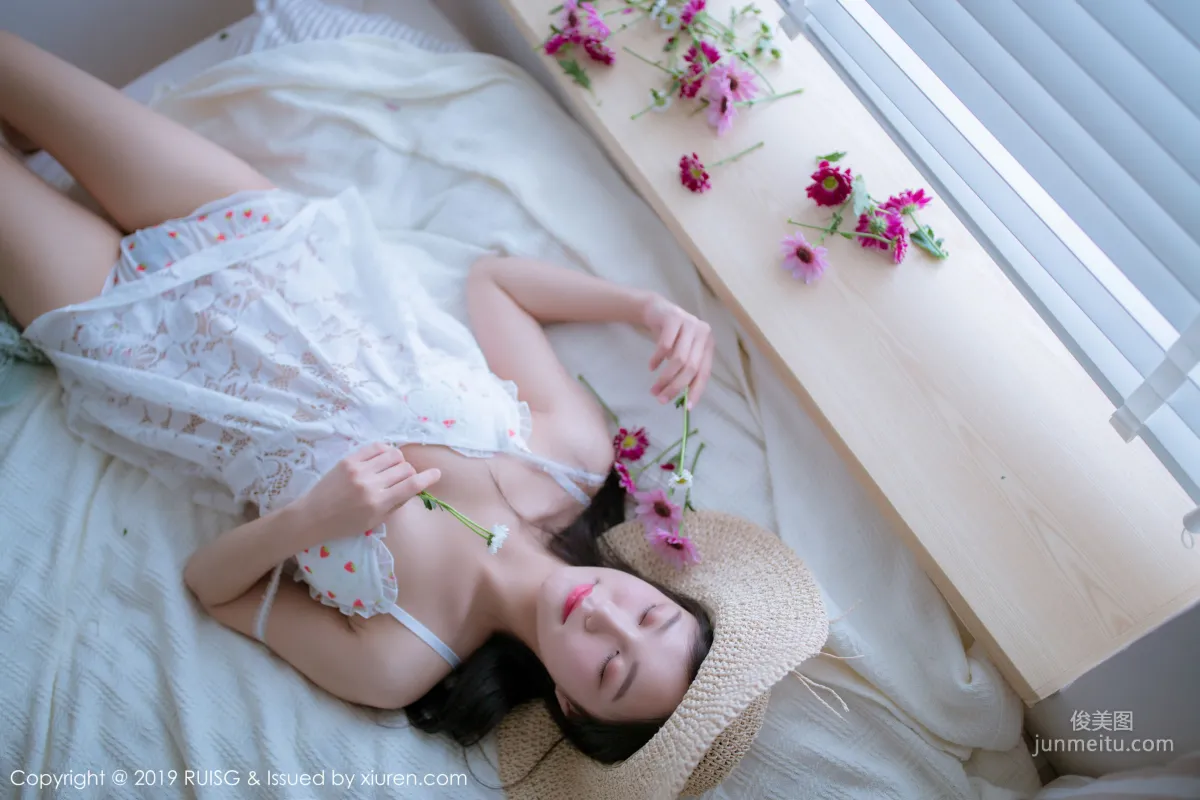 Shenzi Julie Sweet and Lovely Straw Hat Girl in Private Shoot Series [MICAT] Vol.068 Photo Set photo 24