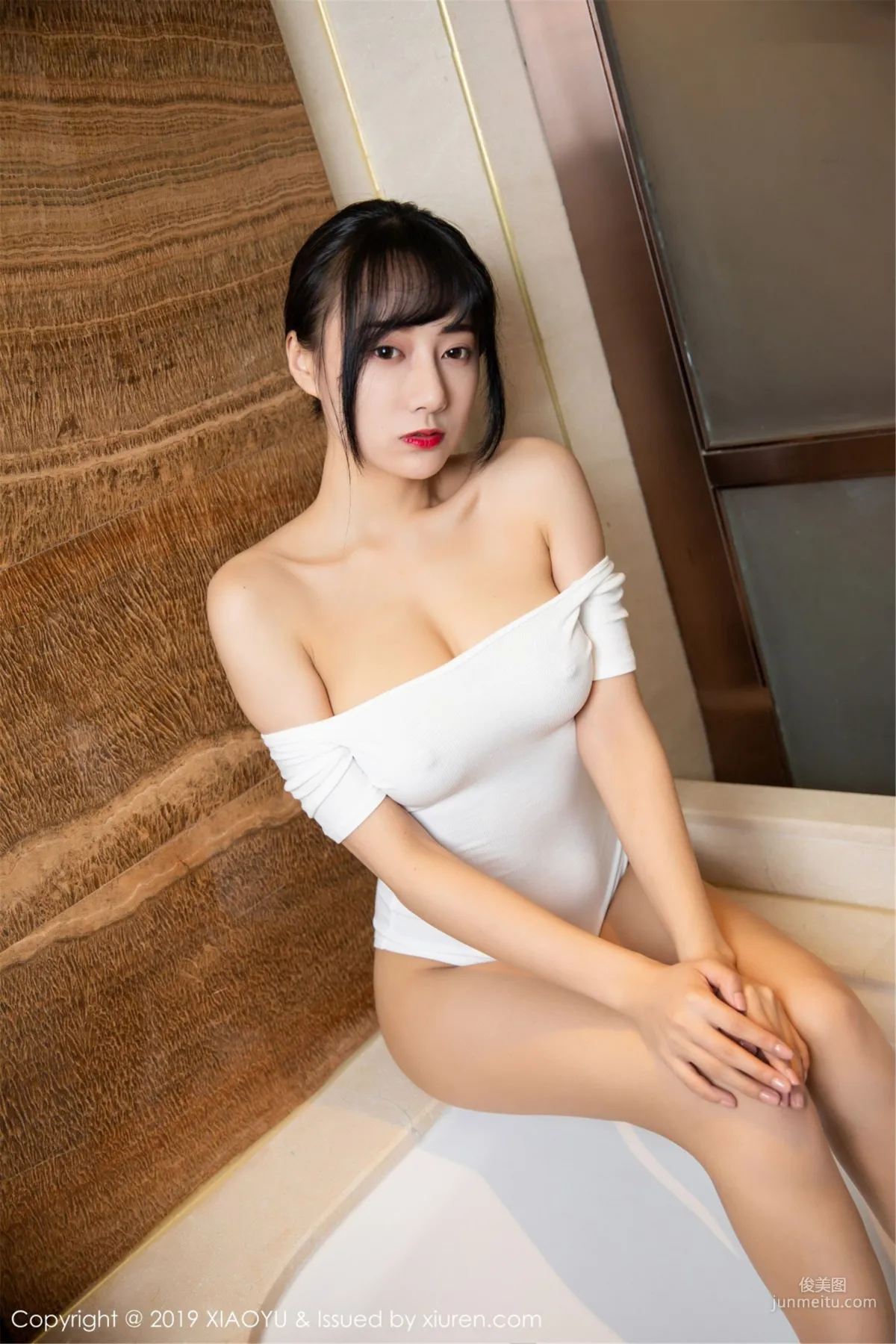 He Jiaying, Sexy Bathroom Vacuum Suspenders [XIAOYU] Vol.116 Photo Set photo 19