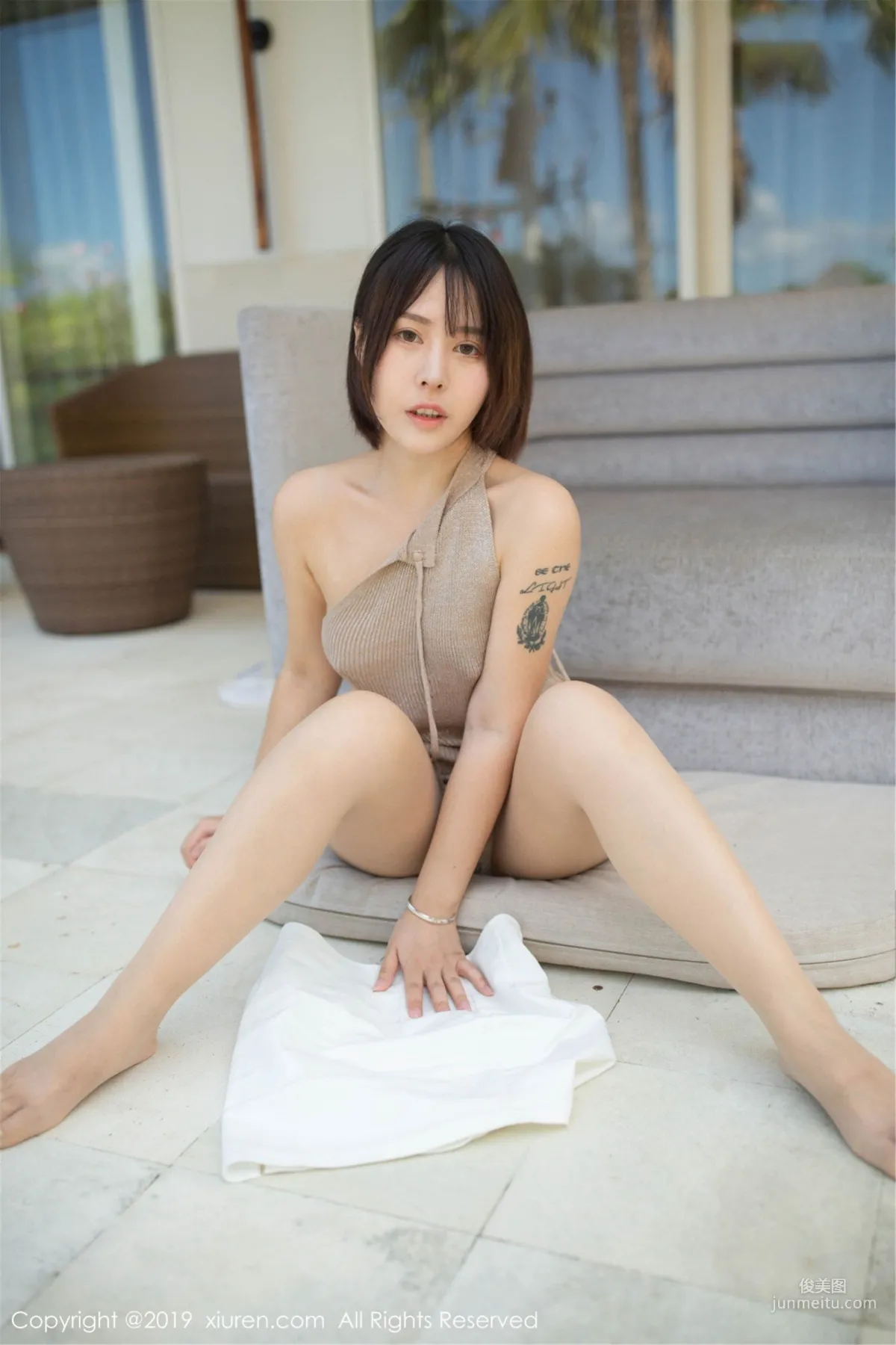 Evelyn Ai Li "Sexy Sweater Nipple Outline Series" [XiuRen] No.1598 Photo Set photo 39