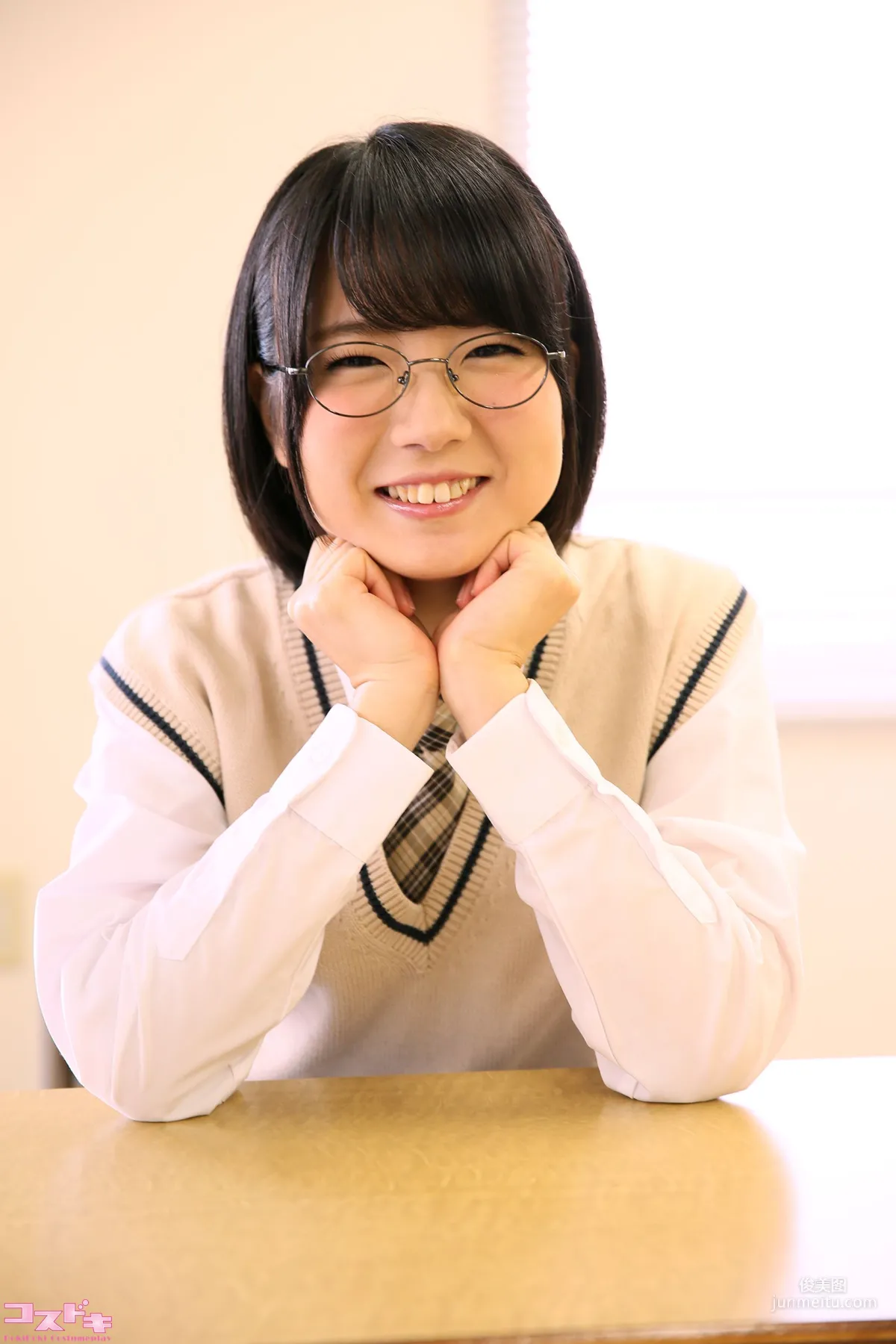 美咲光(美咲ヒカル) misakihikaru_pic_seifukumegane1+2 [Cosdoki] 寫真集 4