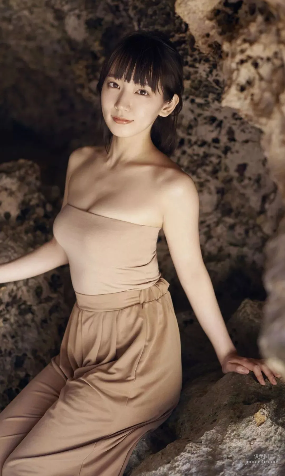 吉岡里帆 「ロングロングバケーション」(Kindle版) 写真集14