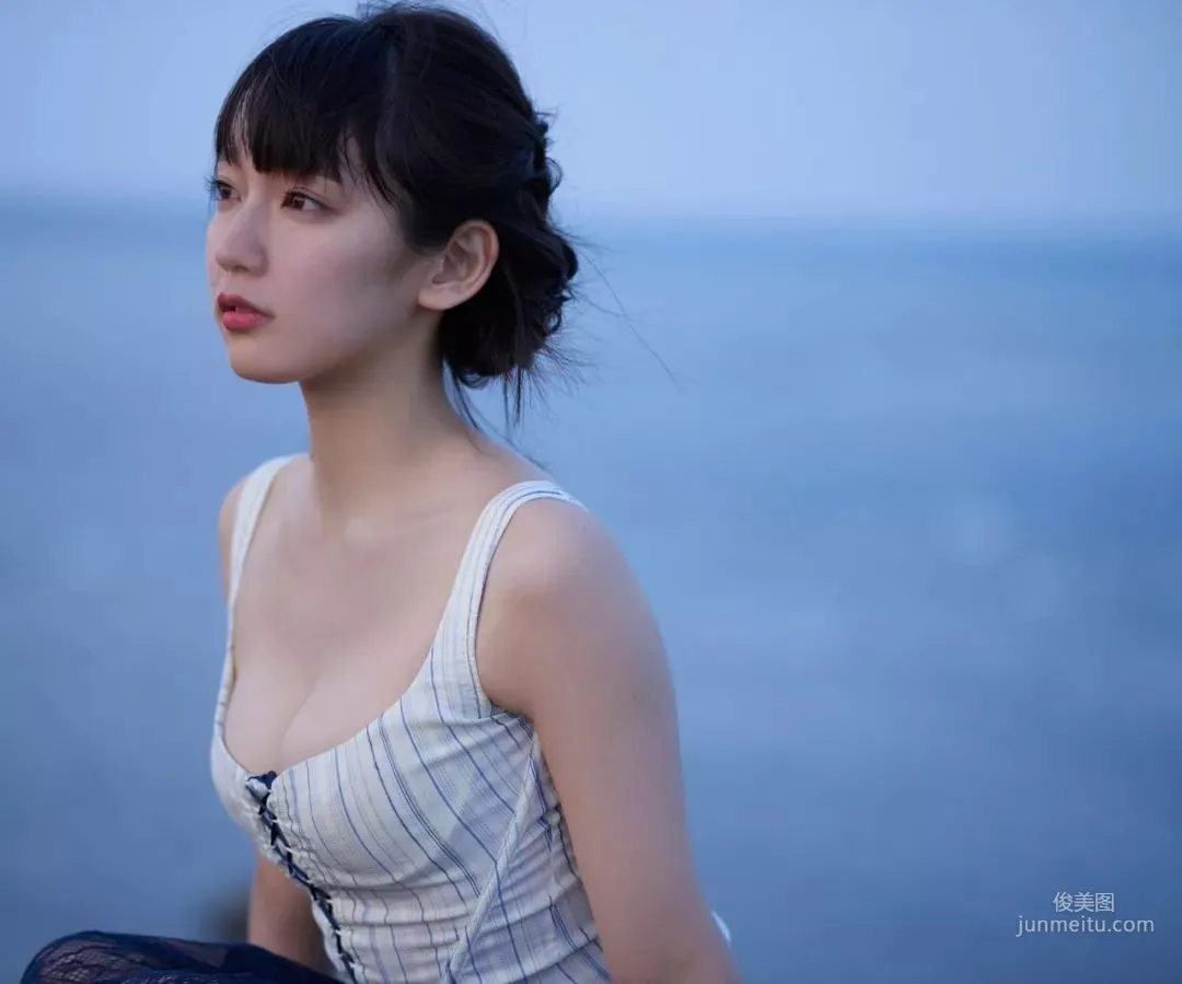 吉岡裡帆 「ロングロングバケーション」(Kindle版) 寫真集 21