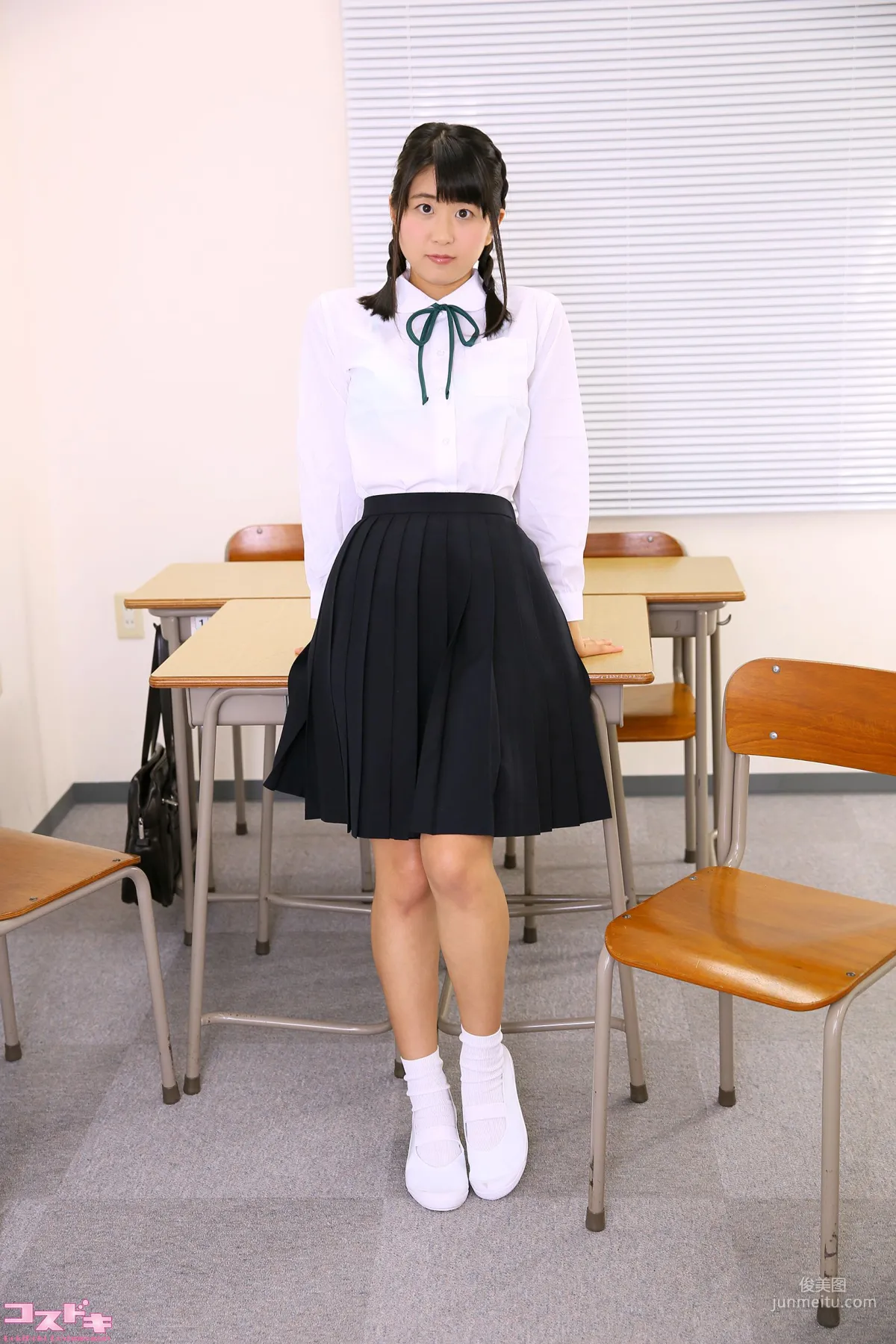 [Cosdoki] 浅倉真凛 asakuramarin_pic_seifukulong1 写真集13