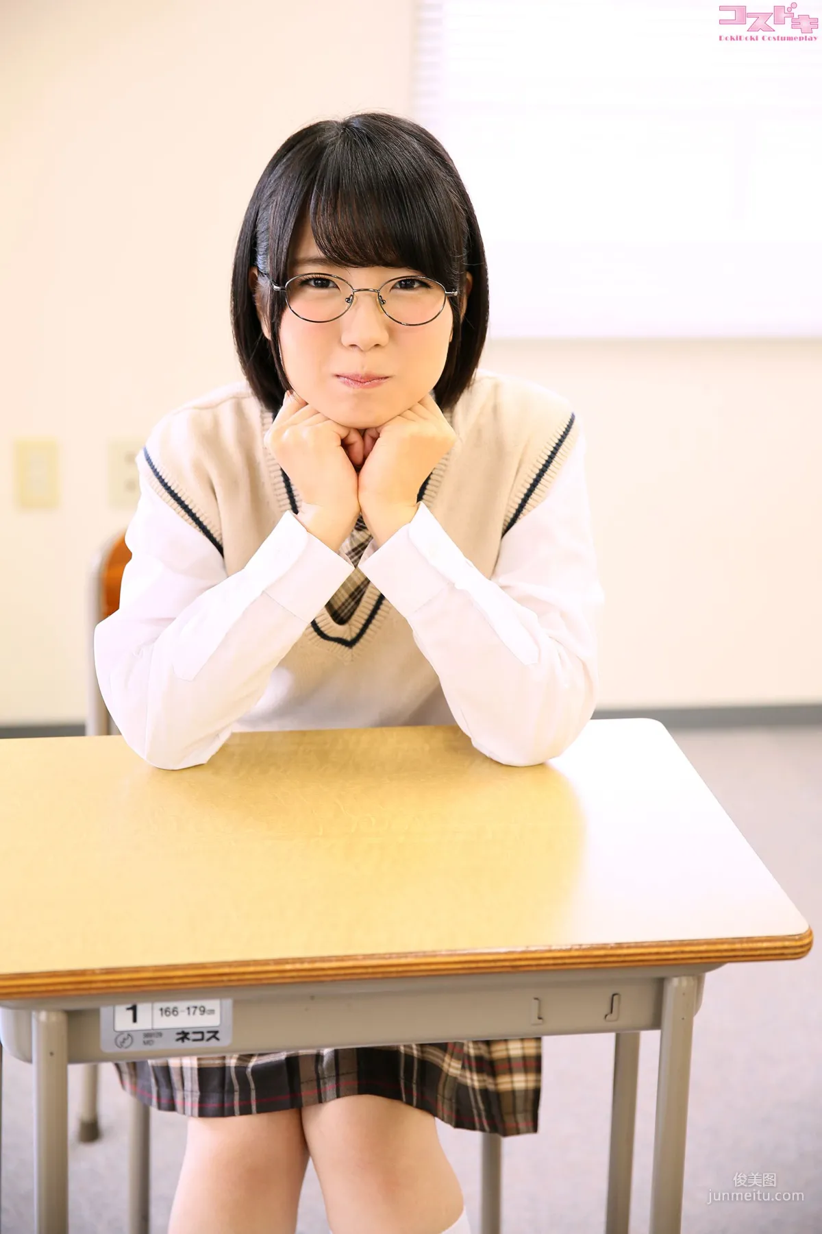 美咲光(美咲ヒカル) misakihikaru_pic_seifukumegane1+2 [Cosdoki] 寫真集 6