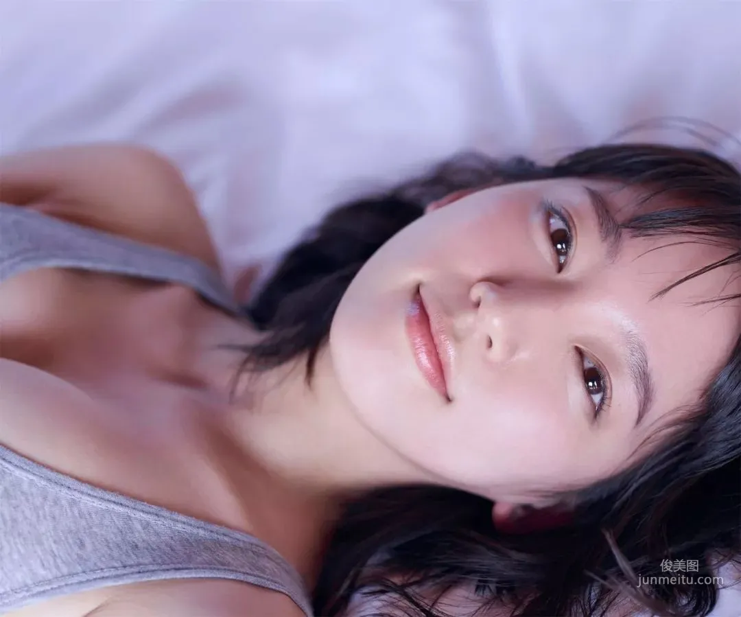 吉岡里帆 「ロングロングバケーション」(Kindle版) 写真集21