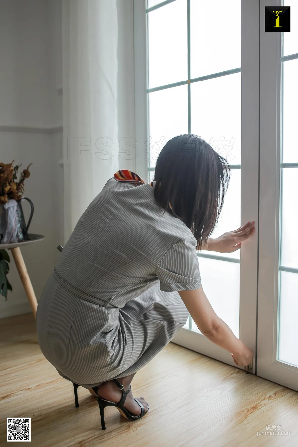 Xiao Shan "The Flight Attendant's Afternoon" [One Thousand and One Nights] Stockings and Legs Photo Set photo 42