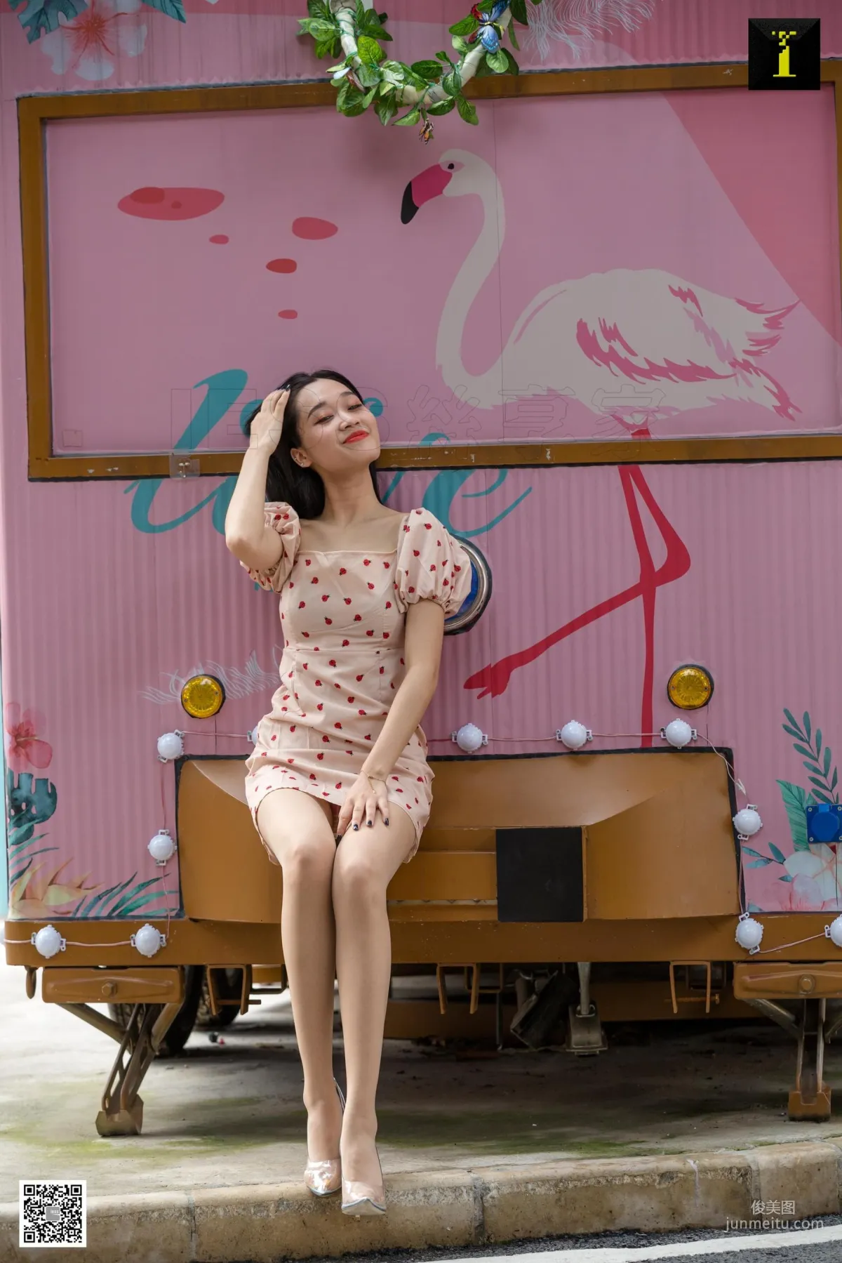 Ke Le, Girlhood Street Snap [One Thousand and One Nights] Stockings and Beautiful Legs Photo Set photo 70