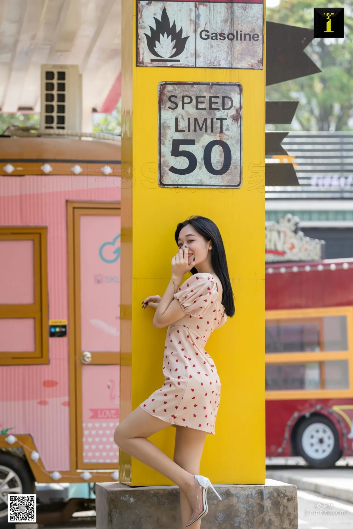 Ke Le, Girlhood Street Snap [One Thousand and One Nights] Stockings and Beautiful Legs Photo Set photo 53
