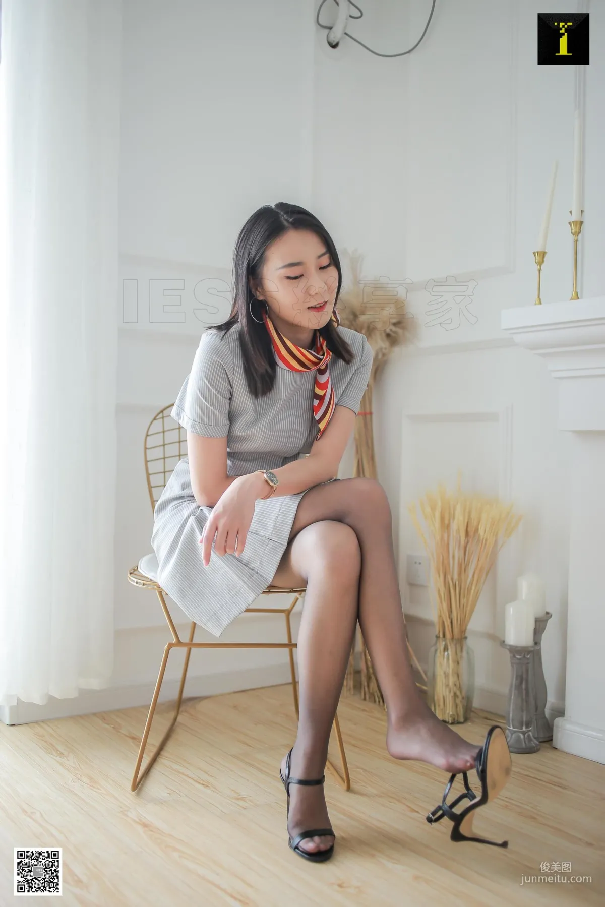 Xiao Shan "The Flight Attendant's Afternoon" [One Thousand and One Nights] Stockings and Legs Photo Set photo 77