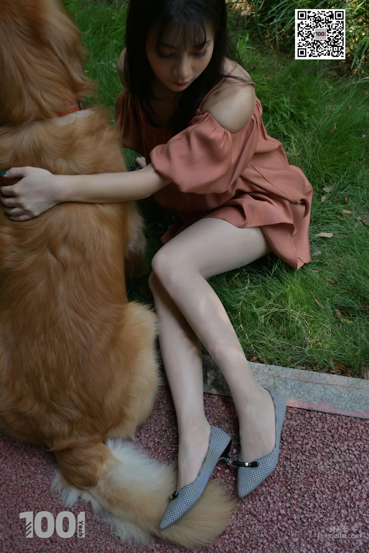 Zhen Zhen, Pets at Home 1 [One Thousand and One Nights] Stockings and Beautiful Legs Photo Set photo 52