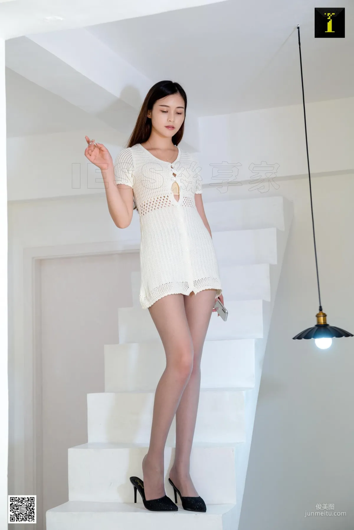 Jiu Mei, Light Makeup Sweet Jiu Mei [IESS One Thousand and One Nights] Stockings and Beautiful Legs Photo Set photo 37