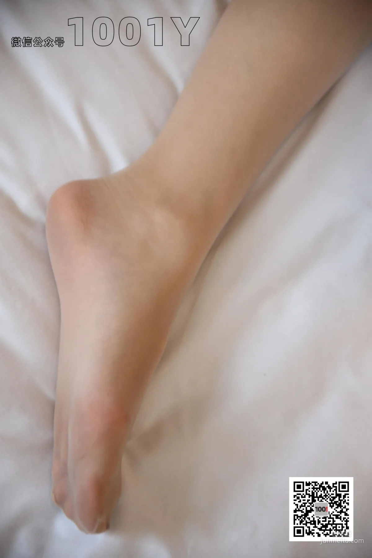Tui Tui "Internet Addiction Girl 3" [One Thousand and One Nights] Stockings and Beautiful Legs Photo Set photo 36