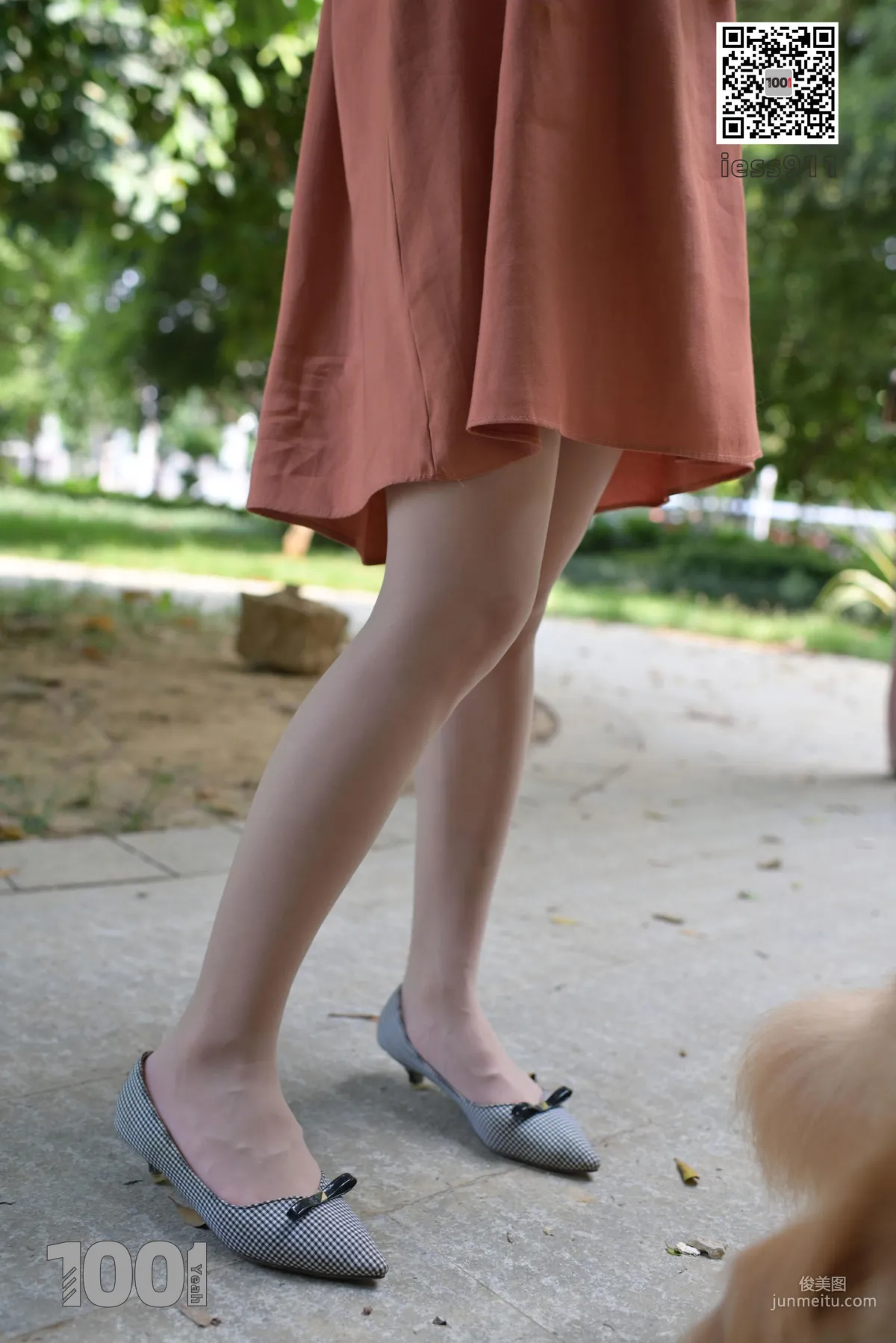 Zhen Zhen, Pets at Home 1 [One Thousand and One Nights] Stockings and Beautiful Legs Photo Set photo 20