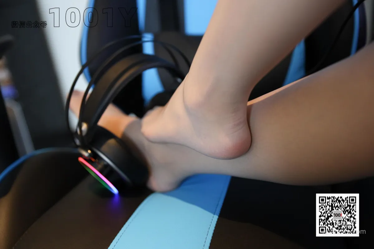 Tui Tui Internet Addiction Girl 2 [One Thousand and One Nights] Stockings and Beautiful Legs Photo Set photo 56