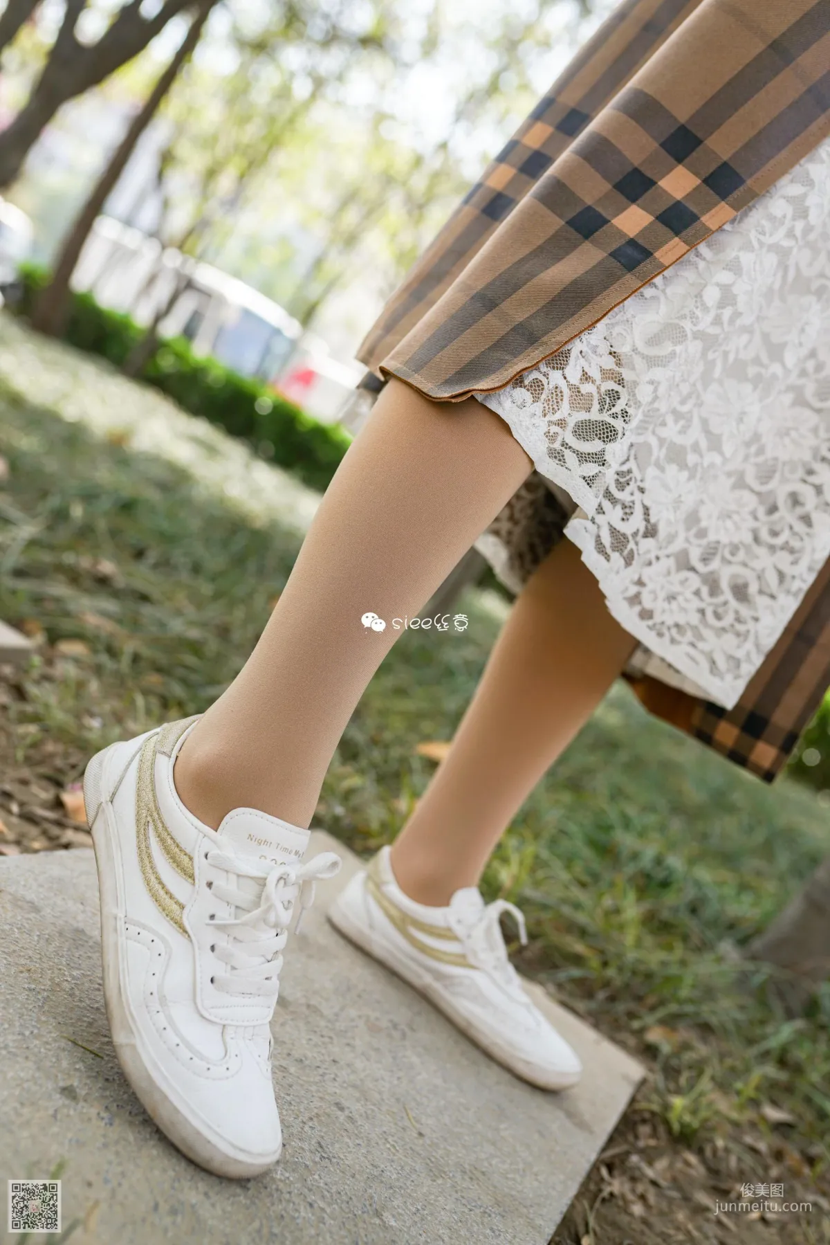薇薇学姐《转角遇到你》 [丝意SIEE] No.280 写真集52