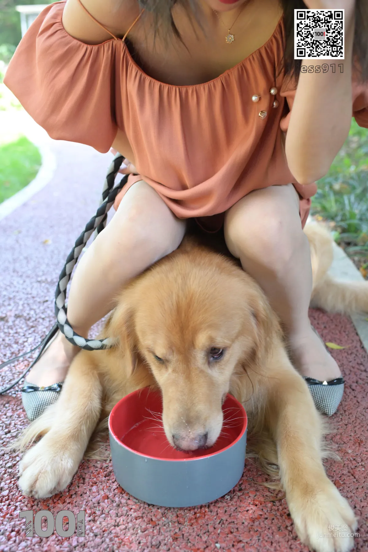 Zhen Zhen, Pets at Home 1 [One Thousand and One Nights] Stockings and Beautiful Legs Photo Set photo 90