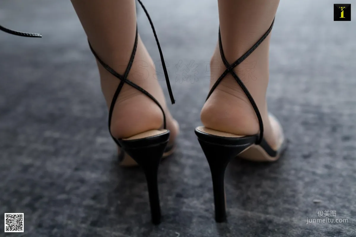 Mei Zi, Mei Zi's Countless Knots [One Thousand and One Nights] Stockings and Beautiful Legs Photo Set photo 2