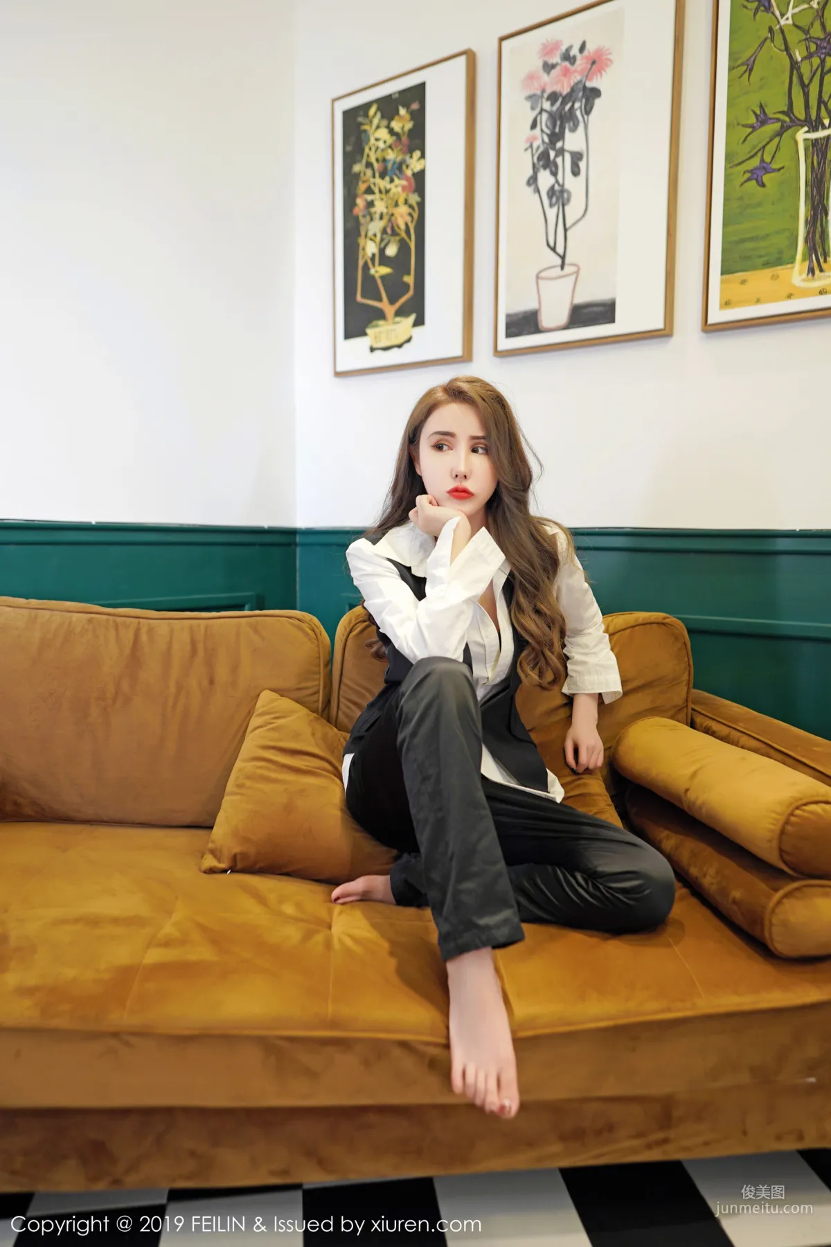 Wuyue yuer, Pretty Face and Slim Versatile Figure [FeiLin] VOL.200 Photo Set photo 49
