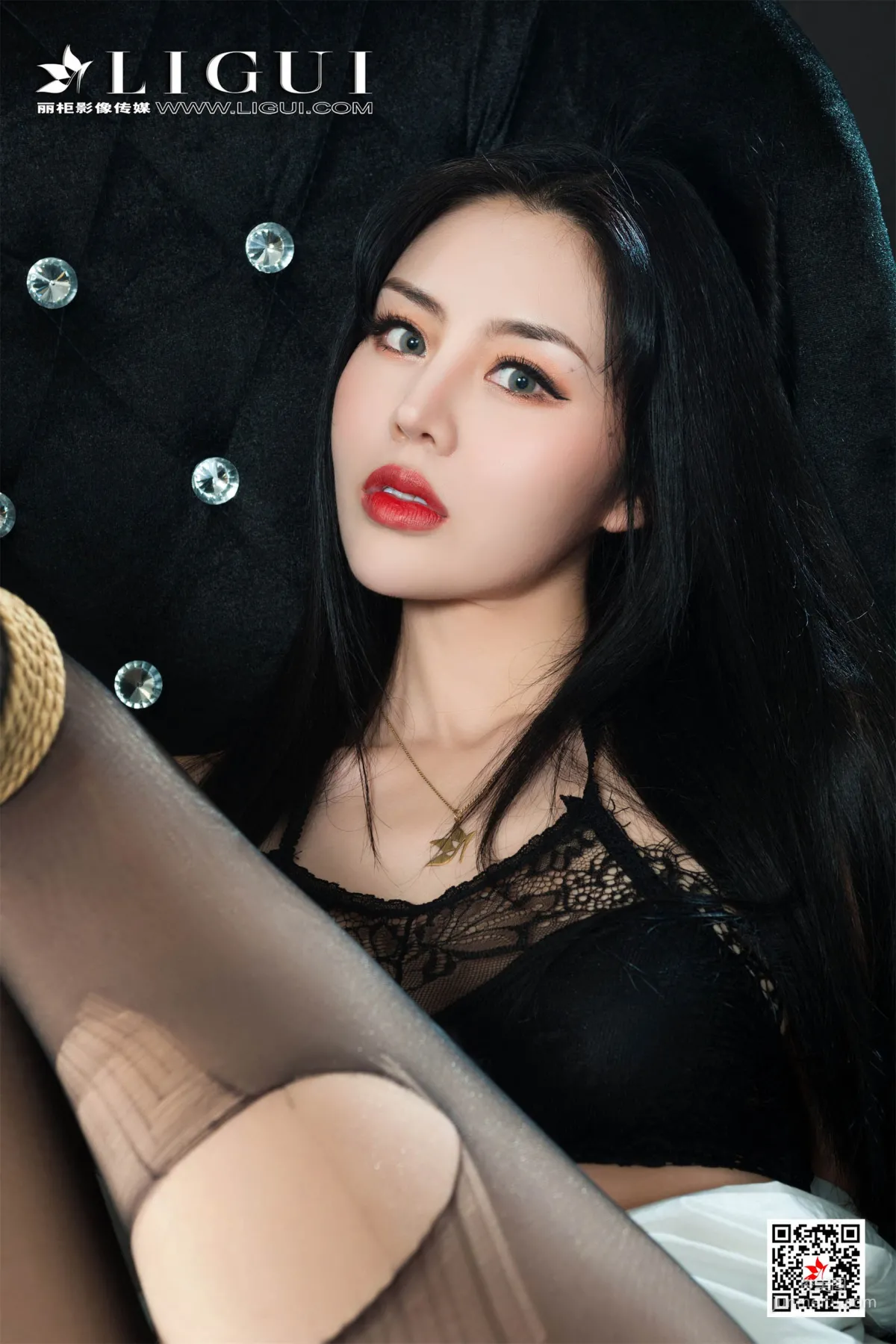Liang Er, Black Stockings and Rope Art Body Photography [Ligui] Photo Set photo 10
